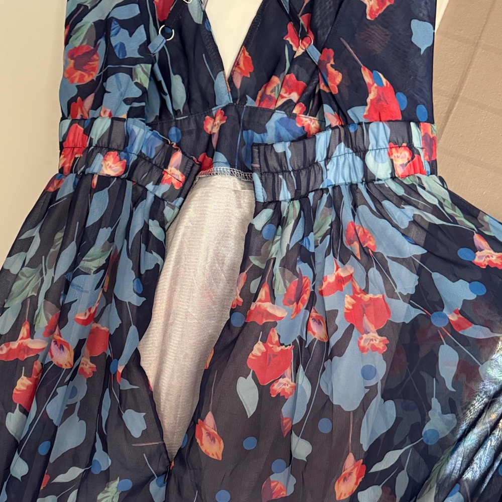 Floral Blue Maxi Dress - Picture 5 of 10